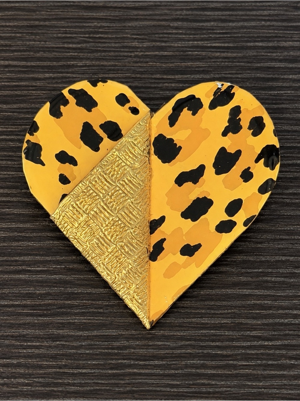 Heart-Shaped Leopard Print Brooch in Yellow and Gold